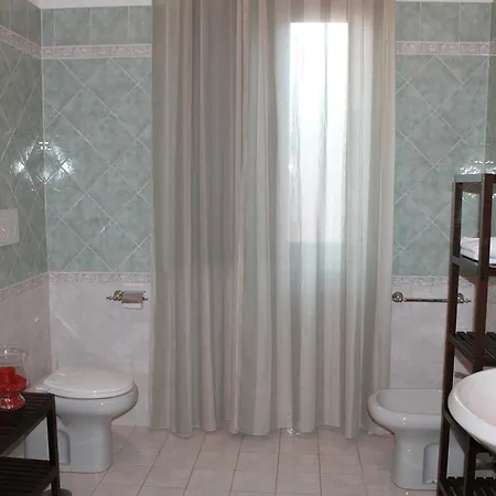 Giorgia Airport Bed & Breakfast *